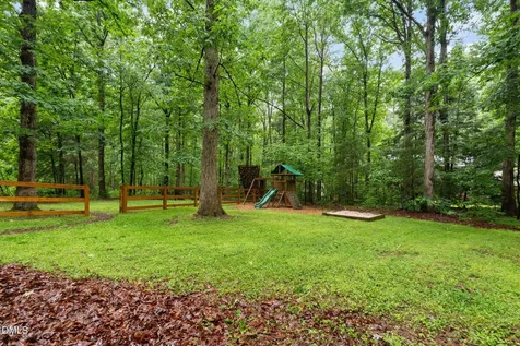203 Mel Oaks Drive Chapel Hill NC 27516