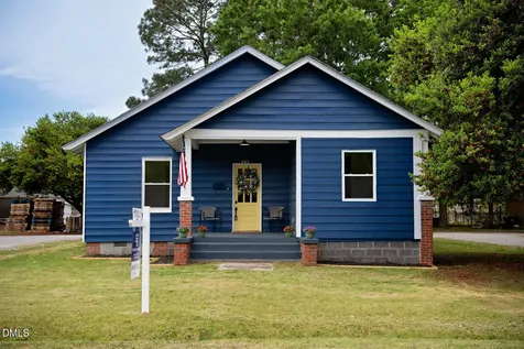407 W D Street Erwin NC 28339
