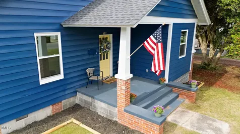 407 W D Street Erwin NC 28339