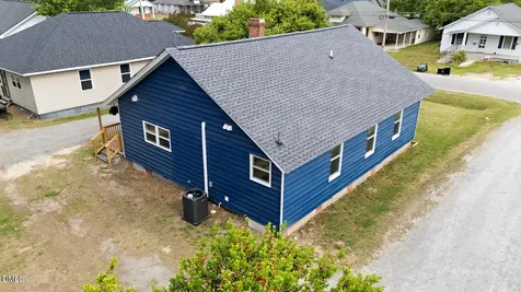 407 W D Street Erwin NC 28339