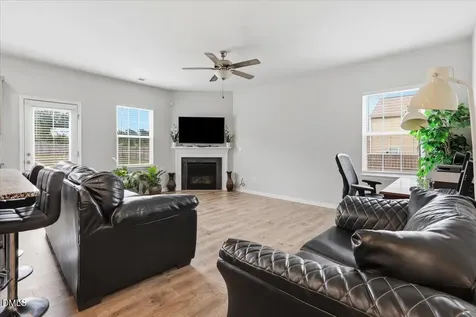 216 Simply Country Lane Lillington NC 27546