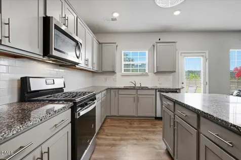 216 Simply Country Lane Lillington NC 27546