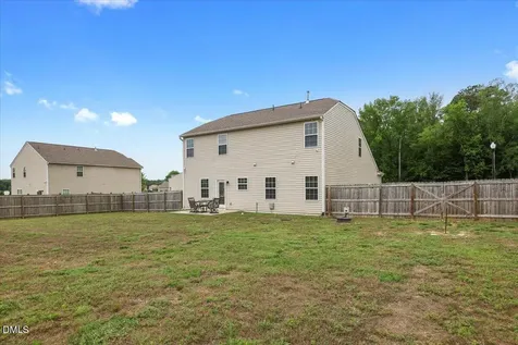 216 Simply Country Lane Lillington NC 27546
