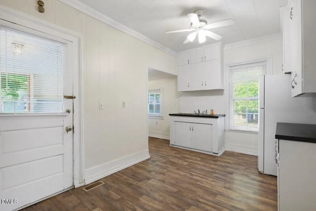 501 N Raiford Street Selma NC 27576