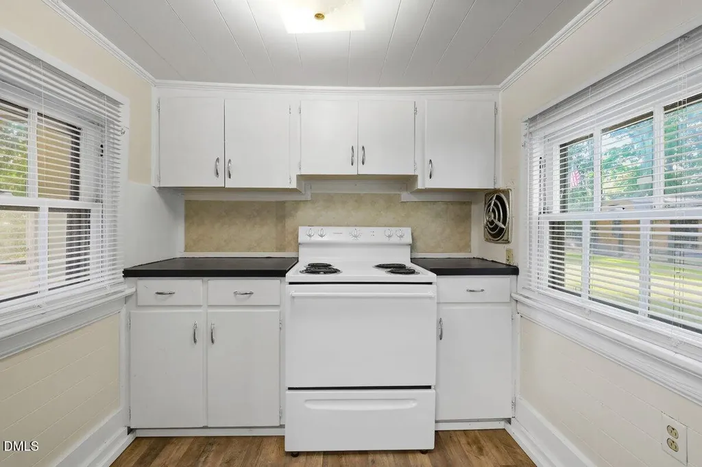 501 N Raiford Street Selma NC 27576
