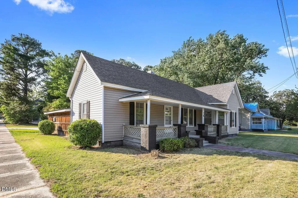 501 N Raiford Street Selma NC 27576