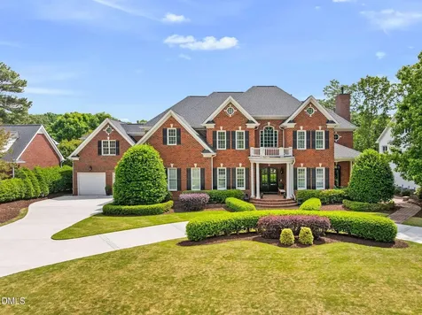 304 Pond Bluff Way Cary NC 27513