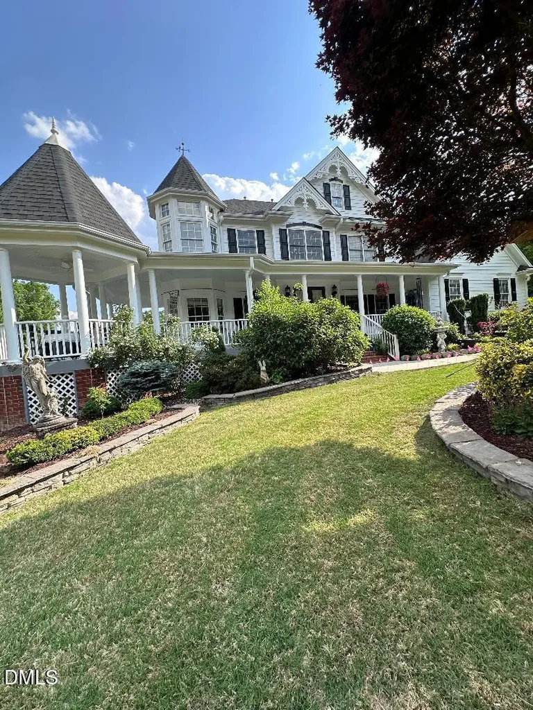 5753 Brushy Meadows Fuquay Varina NC 27526