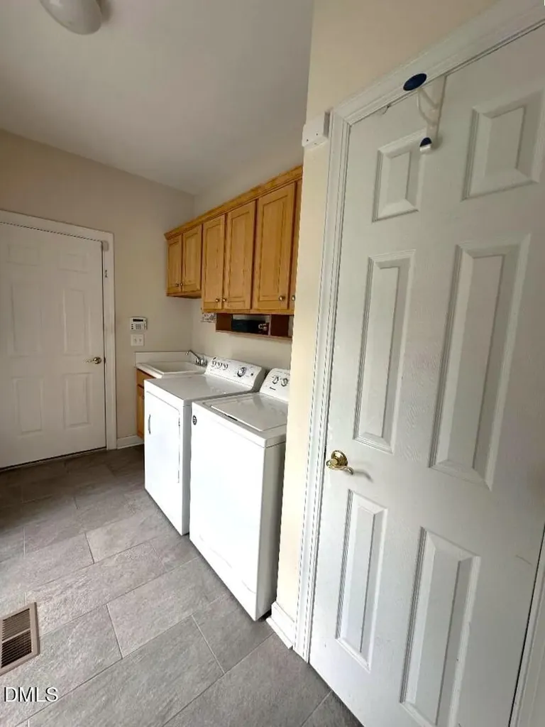 5753 Brushy Meadows Fuquay Varina NC 27526