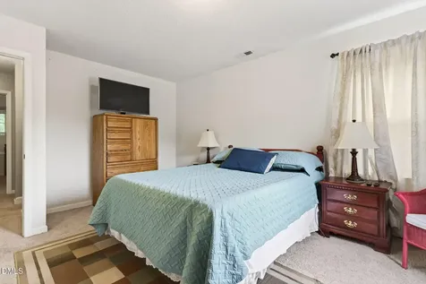 2941 Faversham Place Raleigh NC 27604