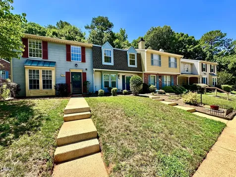 108 E Chalfont Way Cary NC 27513