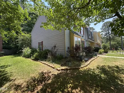 108 E Chalfont Way Cary NC 27513