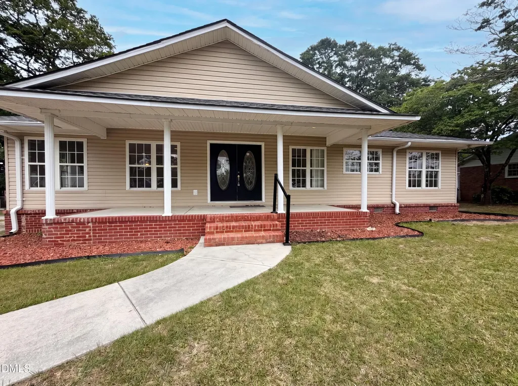 1210 N Park Avenue Dunn NC 28334