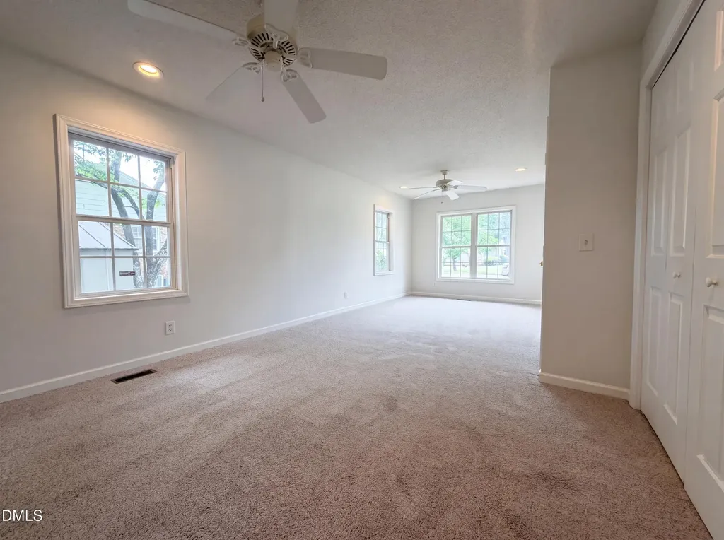 1210 N Park Avenue Dunn NC 28334