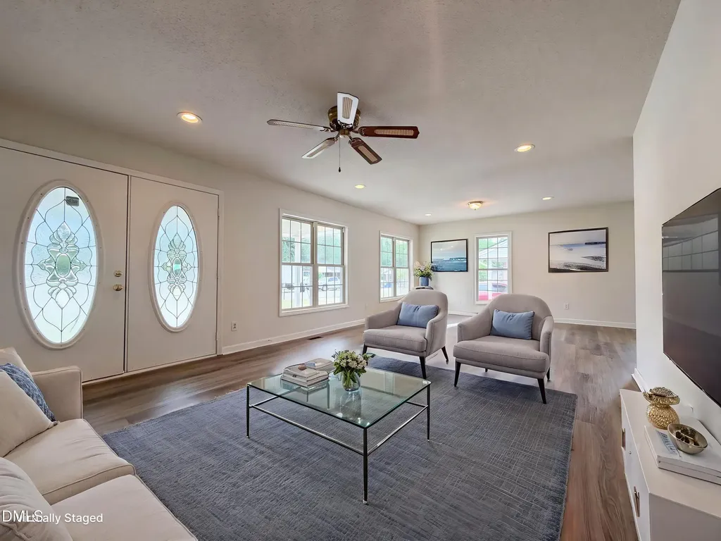 1210 N Park Avenue Dunn NC 28334