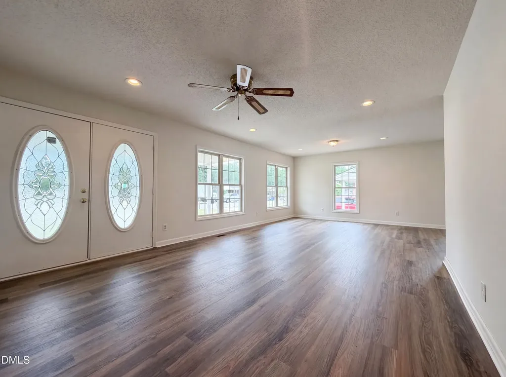 1210 N Park Avenue Dunn NC 28334