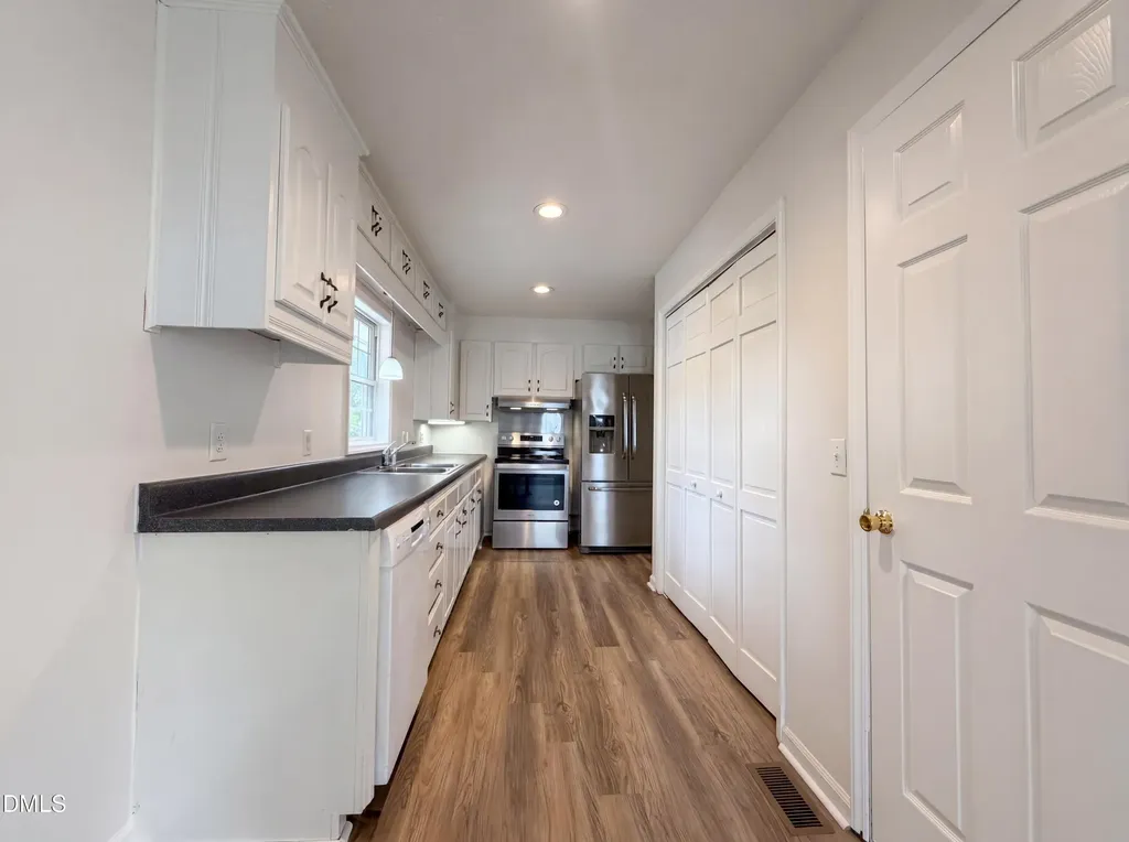 1210 N Park Avenue Dunn NC 28334