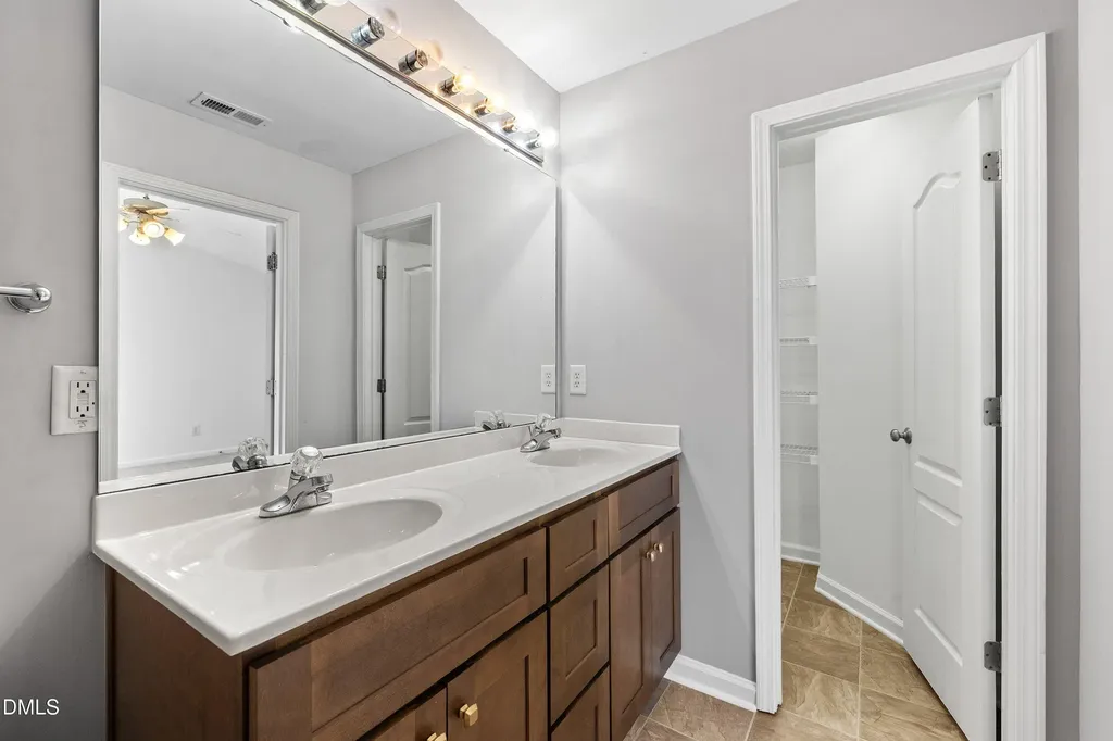 6104 San Marcos Way Raleigh NC 27616