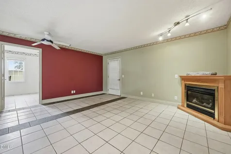 3397 U.s. 301 Dunn NC 28334