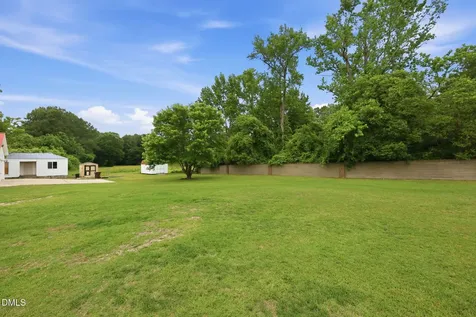 3397 U.s. 301 Dunn NC 28334