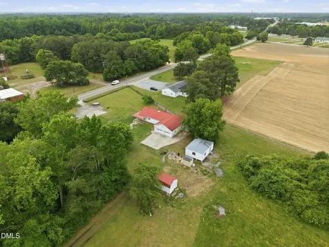 3397 U.s. 301 Dunn NC 28334