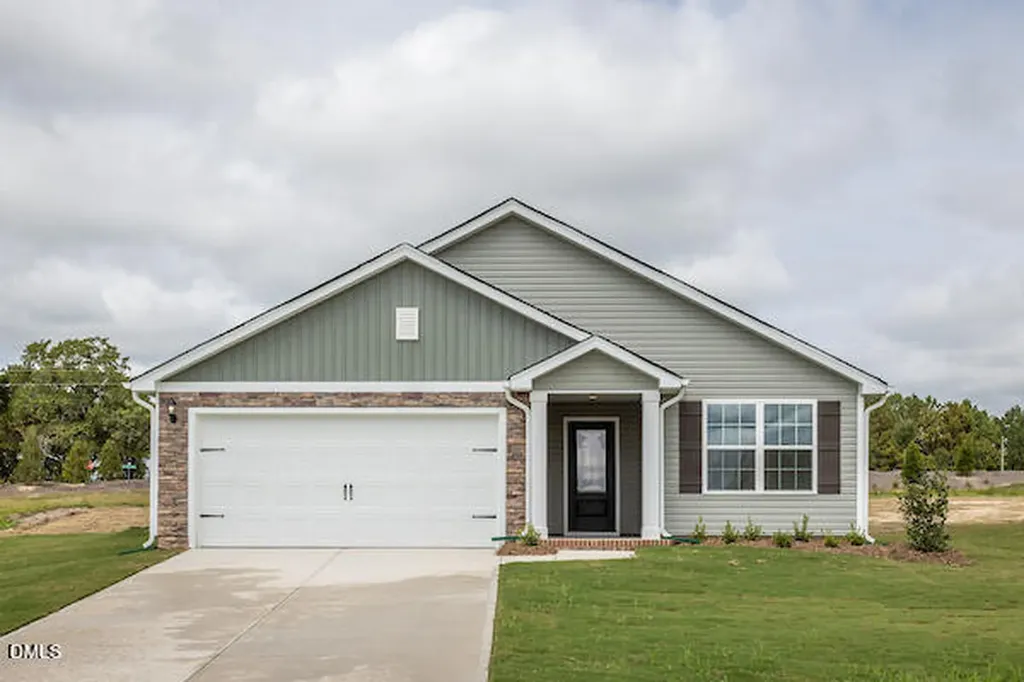 64 Rider Street Broadway NC 27505