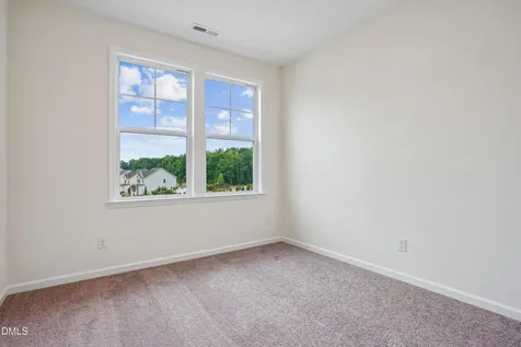 9 E Tiger Lily Trail Clayton NC 27527