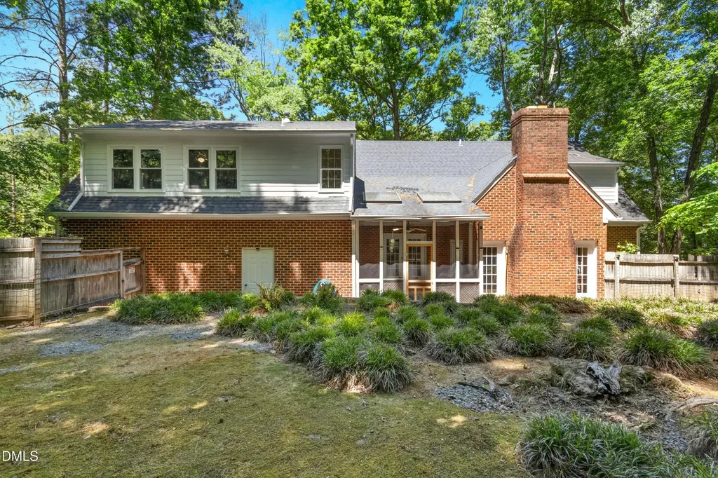 209 Butternut Chapel Hill NC 27514