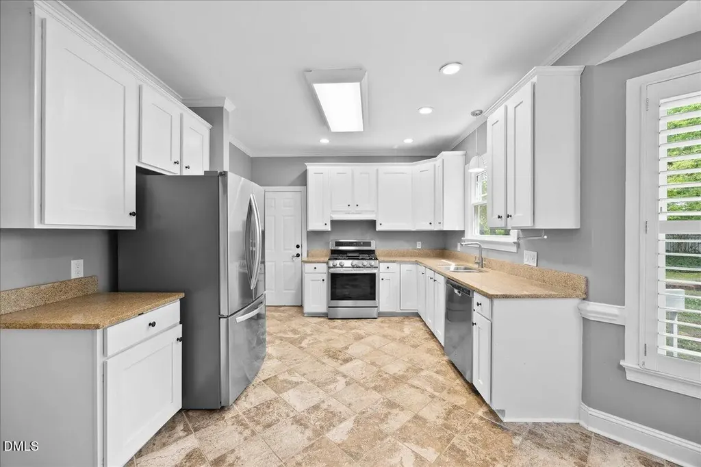 104 Muirfield Lane Clayton NC 27527