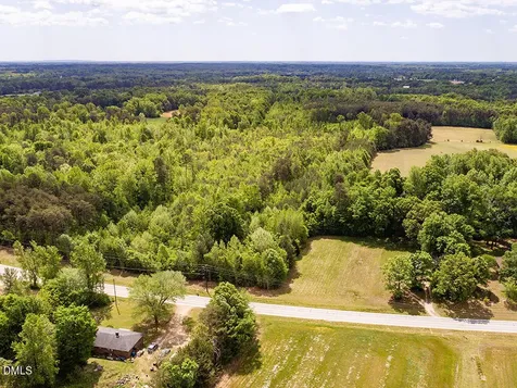 5338 Hicone Road Mcleansville NC 27301