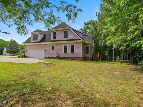 905 Babbling Creek Lane Fuquay Varina NC 27526