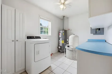 3397 U.s. 301 Dunn NC 28334