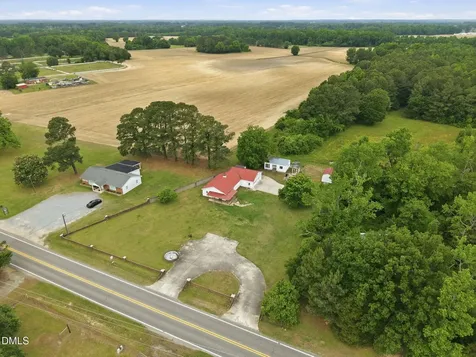 3397 U.s. 301 Dunn NC 28334