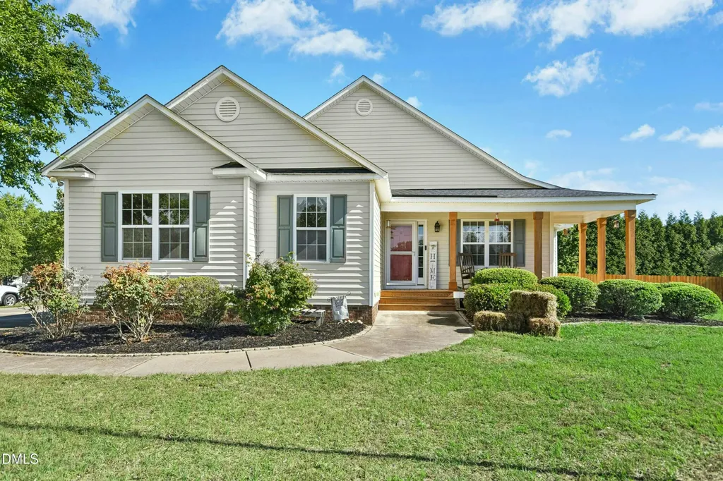 30 Basswood Circle Willow Springs NC 27592