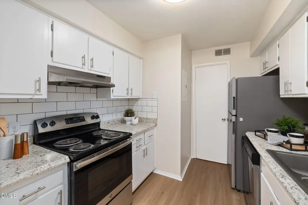1279 Teakwood Place Raleigh NC 27606