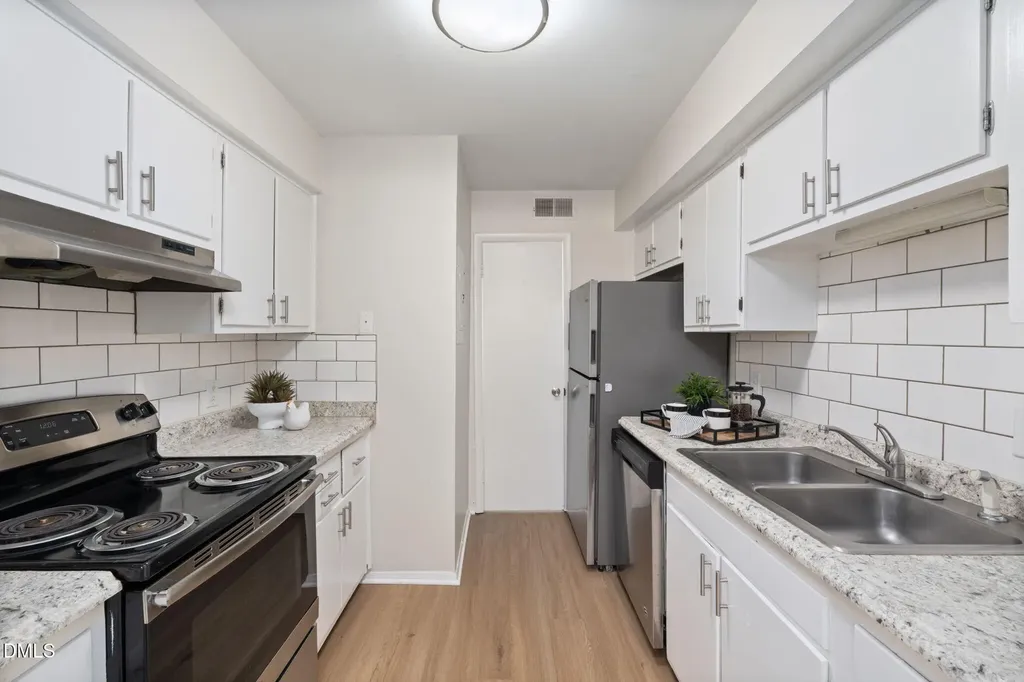 1279 Teakwood Place Raleigh NC 27606