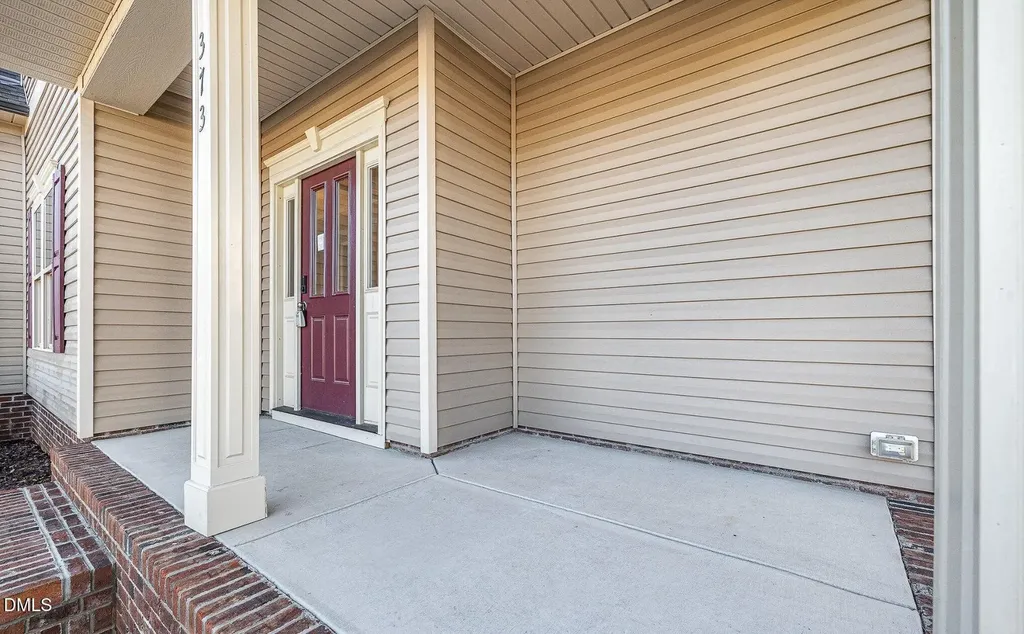 373 Neuse Landing Drive Clayton NC 27527