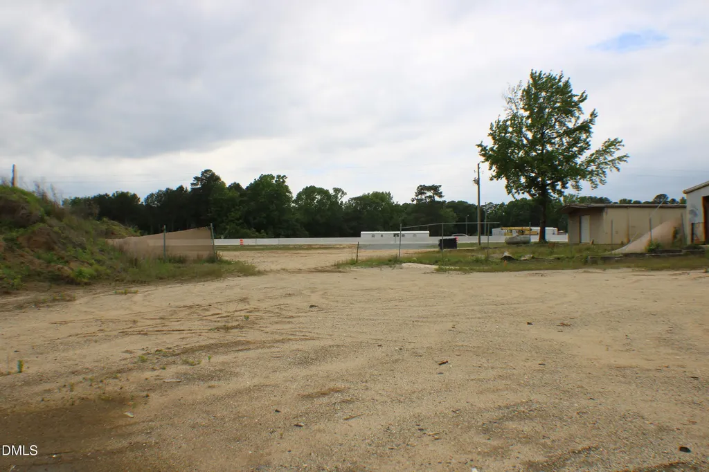 990 George Perry Lee Road Dunn NC 28334