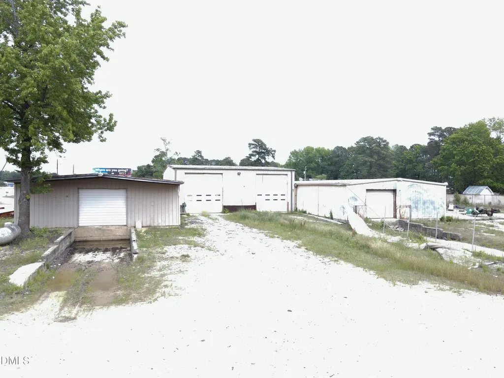 990 George Perry Lee Road Dunn NC 28334