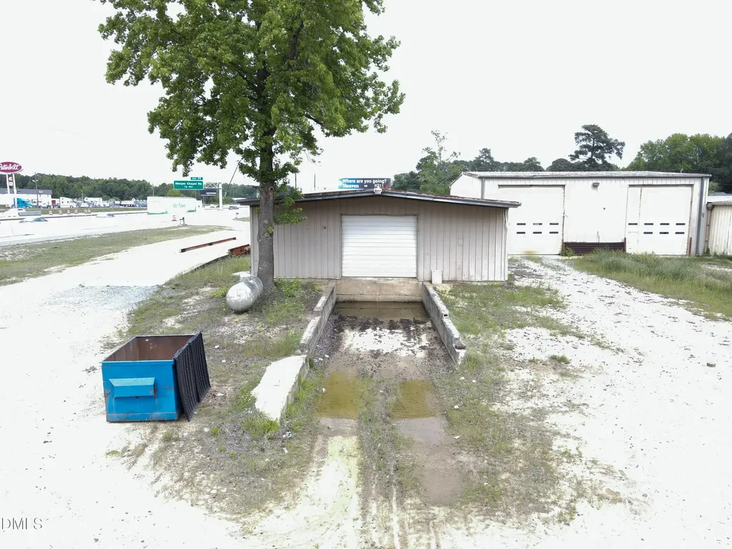 990 George Perry Lee Road Dunn NC 28334