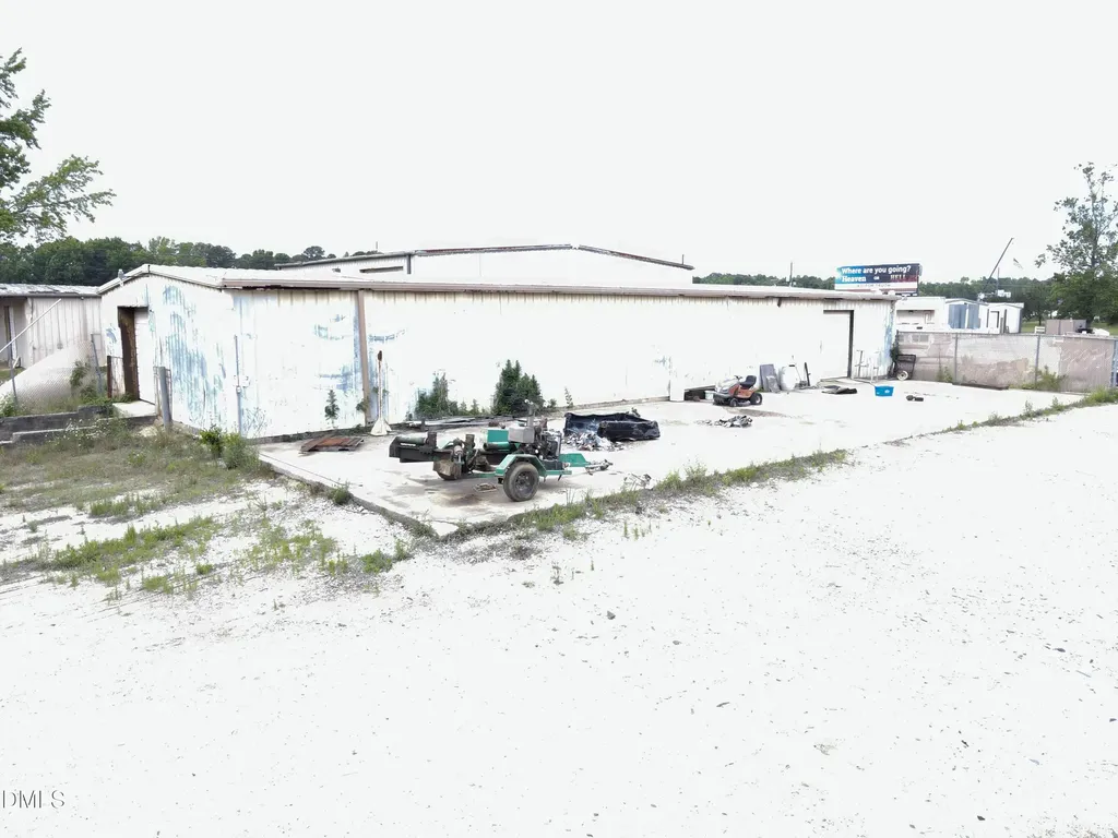 990 George Perry Lee Road Dunn NC 28334