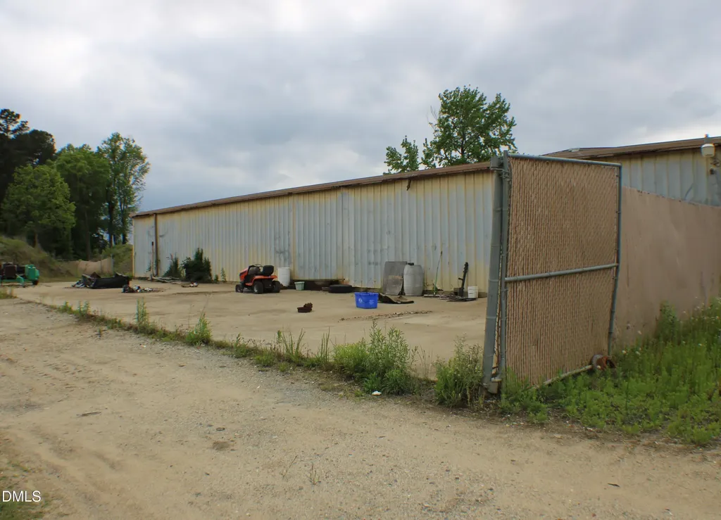 990 George Perry Lee Road Dunn NC 28334