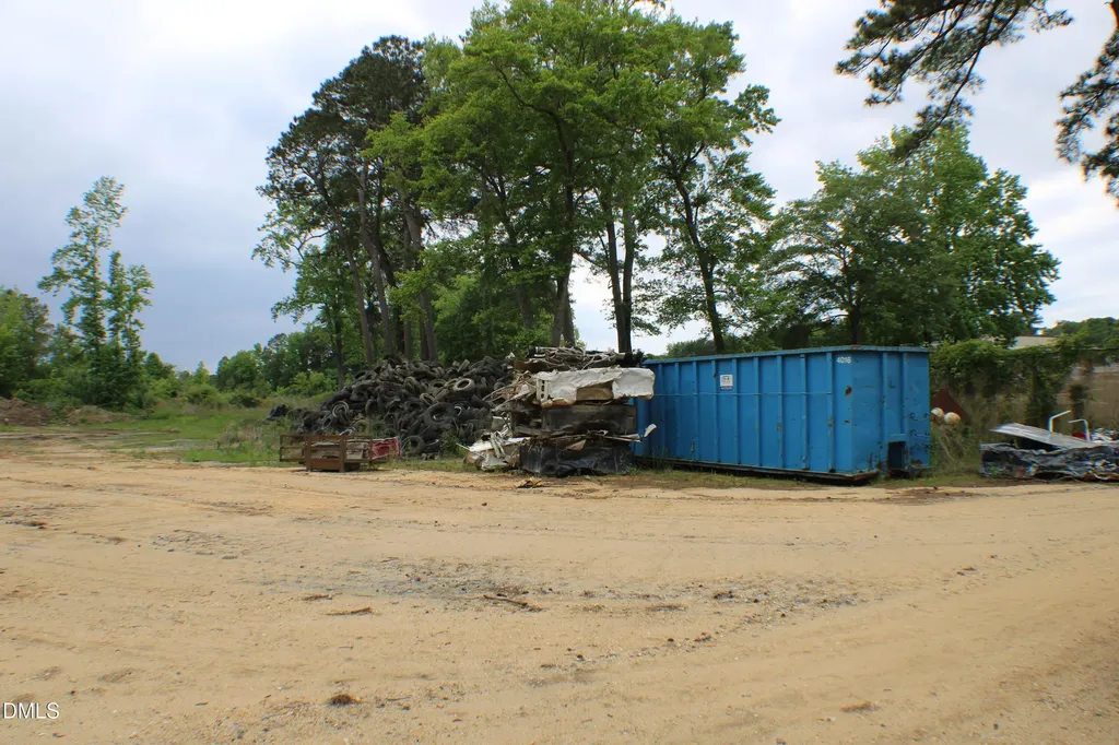 990 George Perry Lee Road Dunn NC 28334