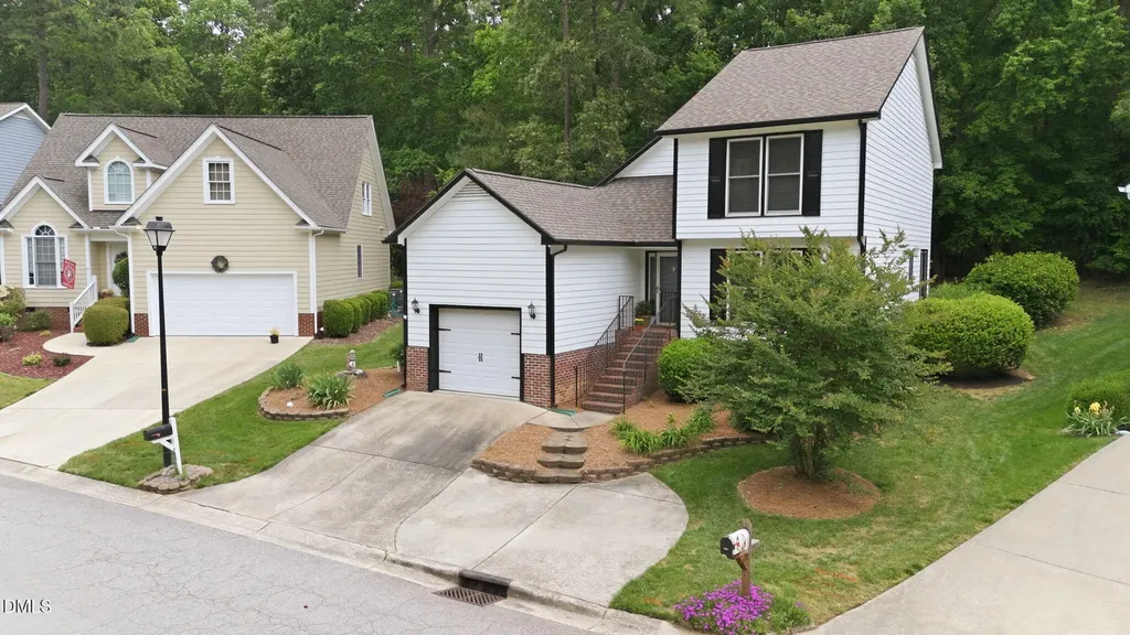4901 Willowtree Lane Clayton NC 27520