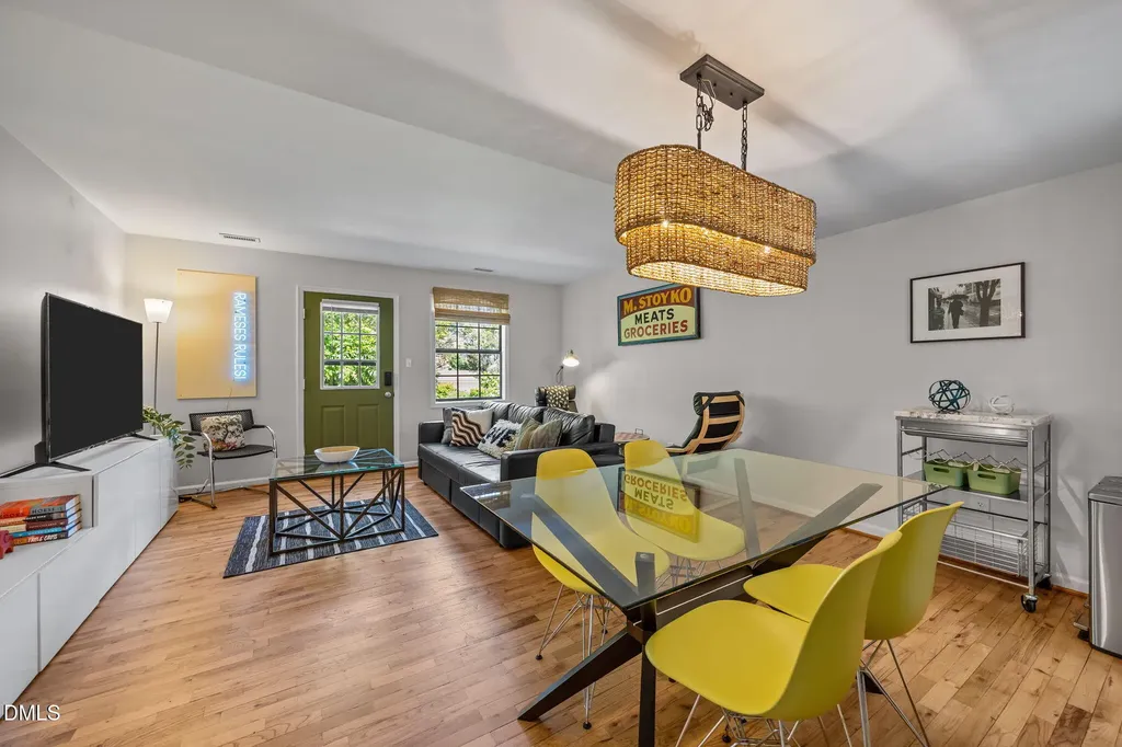 105 Fidelity Street Carrboro NC 27510