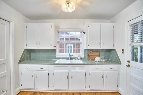 1833 Forest Road Durham NC 27705