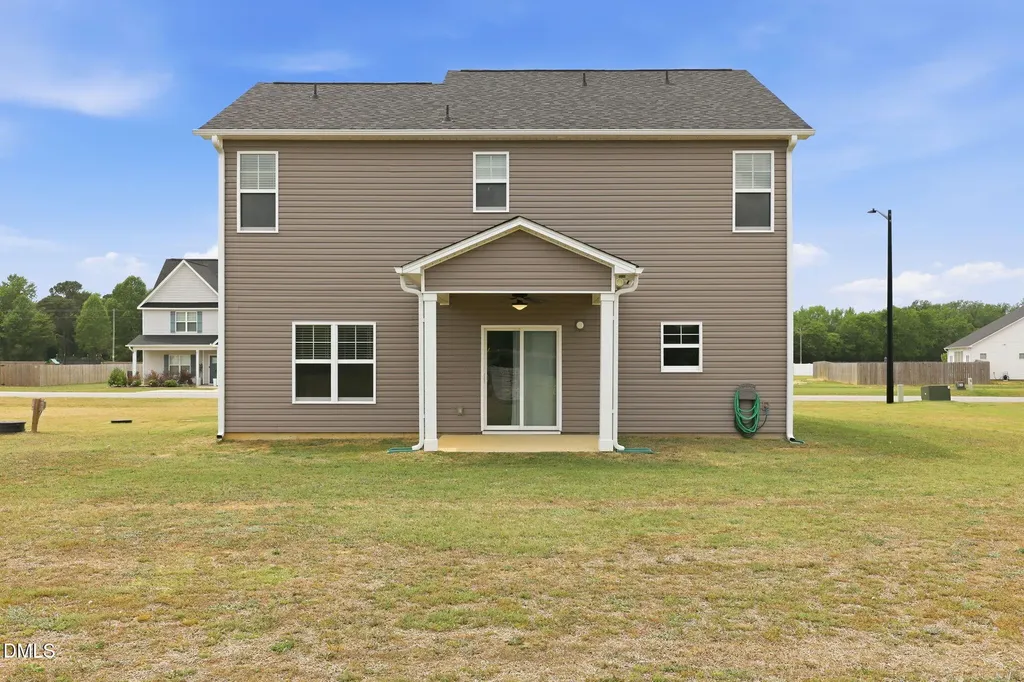 72 Sanford Lane Dunn NC 28334