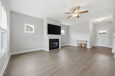 72 Sanford Lane Dunn NC 28334