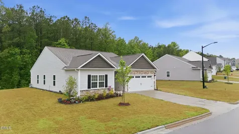 170 Symmetry Loop Youngsville NC 27596