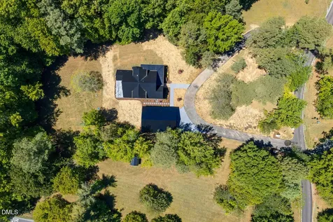 3815 Blakely Way Efland NC 27243